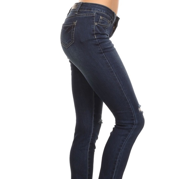 Mid-Rise Ripped Skinny Jeans - Picture 4 of 5